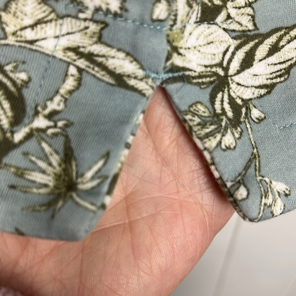J. Jill Womens Top Dusty Blue/Green S 3/4 Sleeves Pullover Button Details Floral - Picture 7 of 13